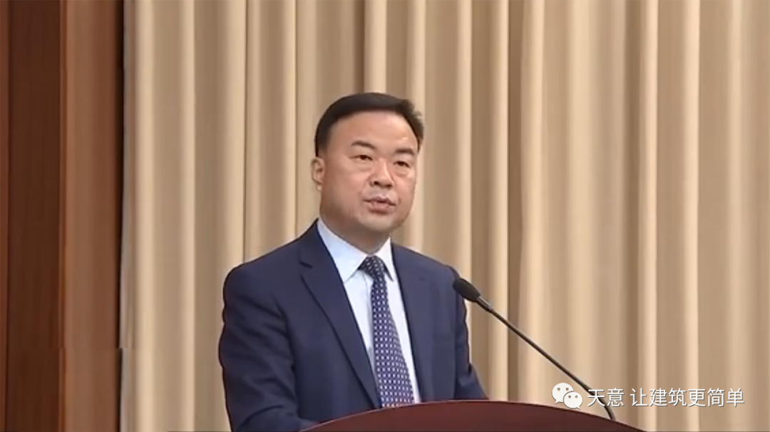 濟寧市委人才工作會(huì )議召開(kāi)，天意機械董事長(cháng)劉洪彬作為代表在主會(huì )場(chǎng)發(fā)言